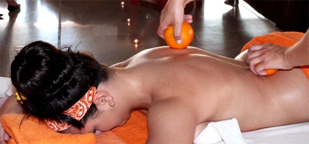 Alumnas de Est&eacute;tica Superior se despiden con una demostraci&oacute;n de terapias alternativas