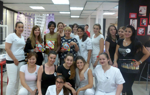 Alumnas, profesoras y jurado de Est&eacute;tica